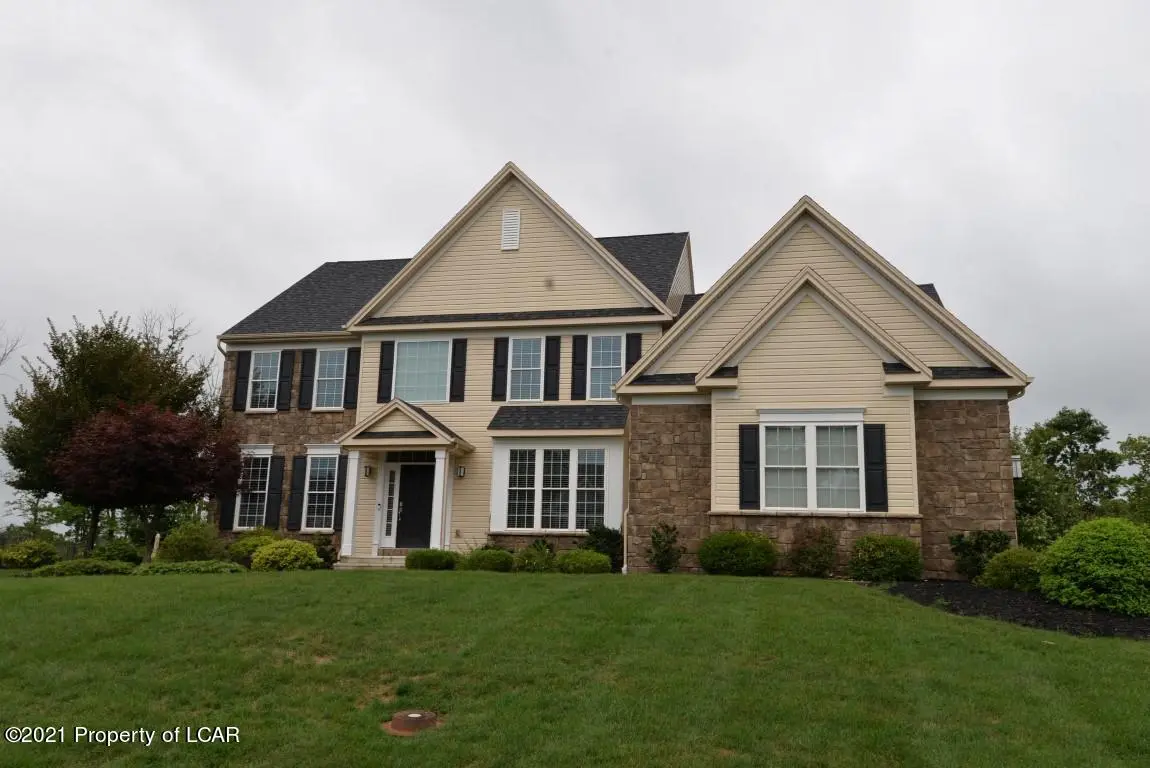 1076 Manor Drive, Mountain Top in Mountain Top
