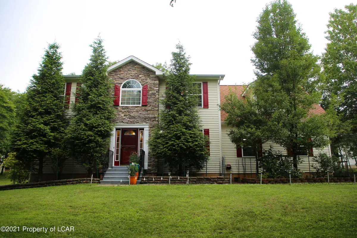 2337 Cheyenne Drive, Blakeslee in Blakeslee