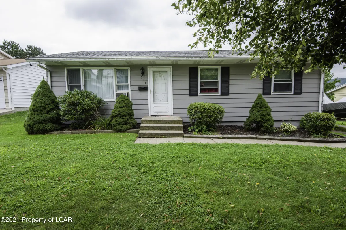 67 Wilkes Lane, Wilkes-Barre in Wilkes-Barre