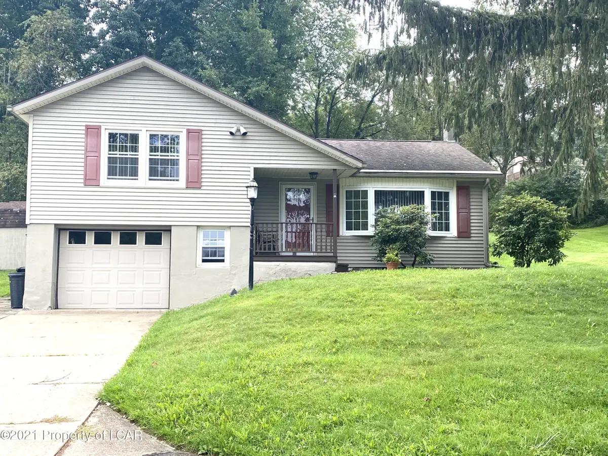 301 Highland Avenue, Shavertown in Shavertown