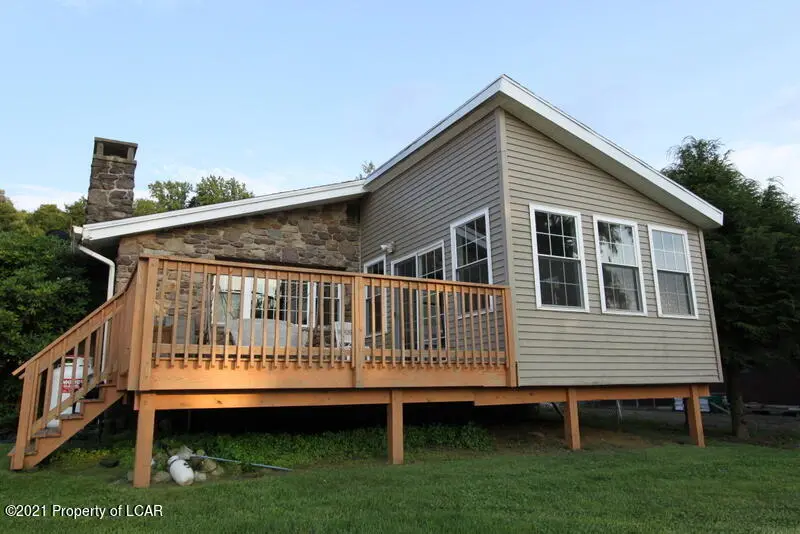 1008 Lakeside Drive, Harveys Lake in Harveys Lake