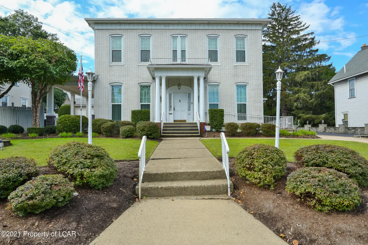 281 E Northampton Street, Wilkes-Barre in Wilkes-Barre
