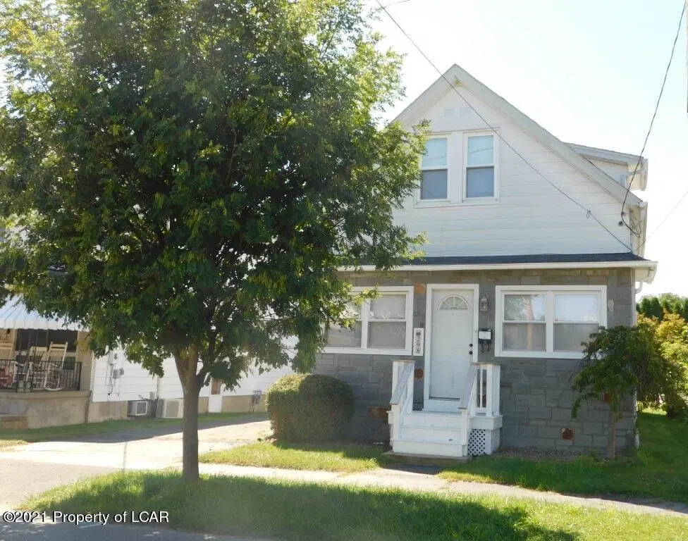 298 W 6th Street, West Wyoming in West Wyoming