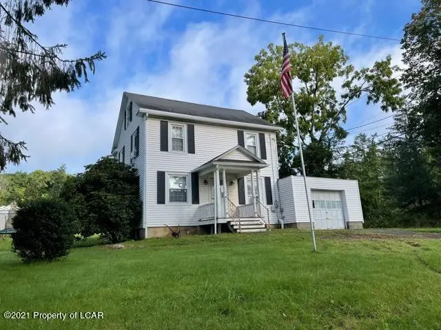 311 Overbrook Road, Dallas Township in Dallas Township