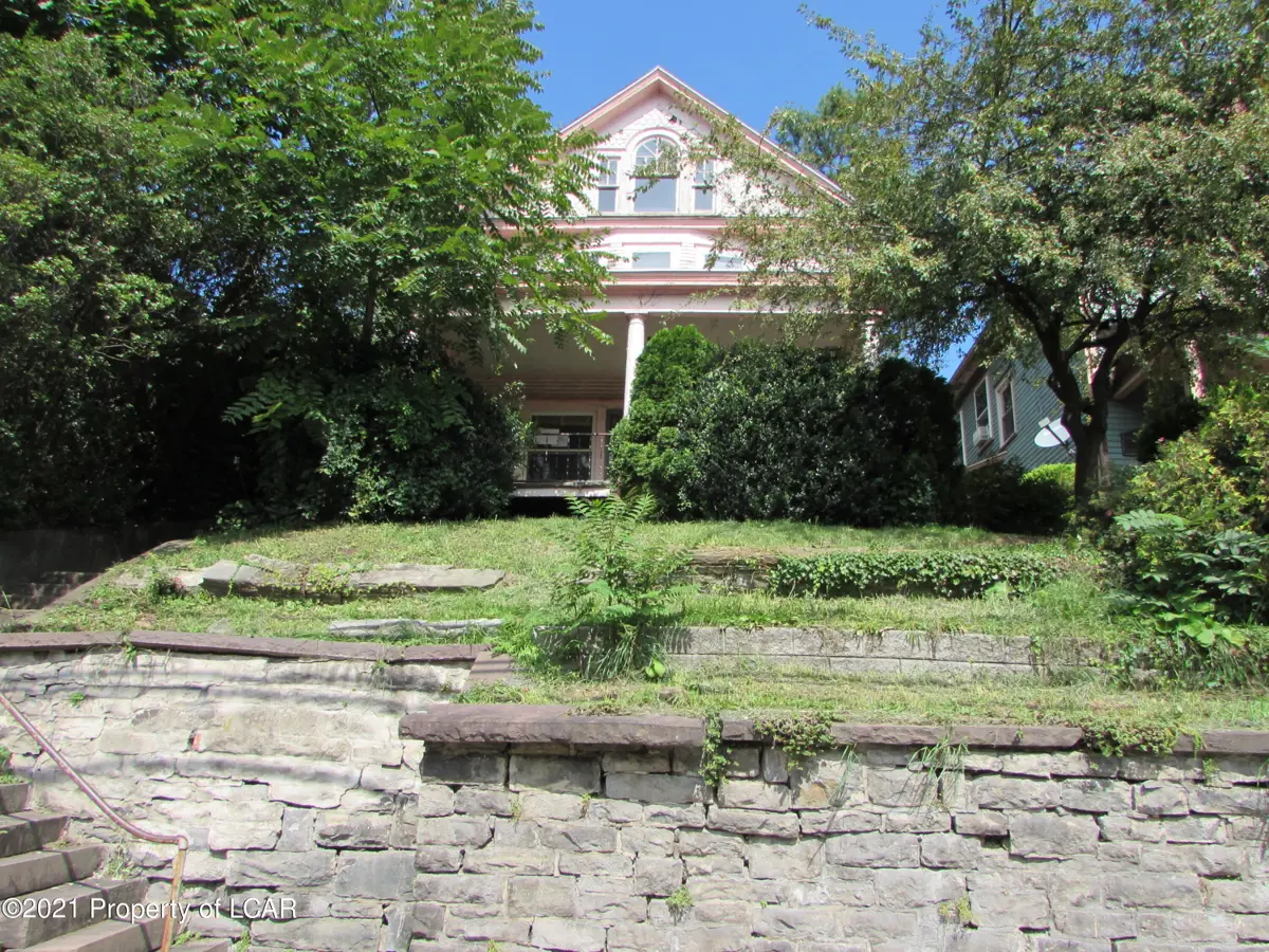 329 E Main Street, Plymouth in Plymouth