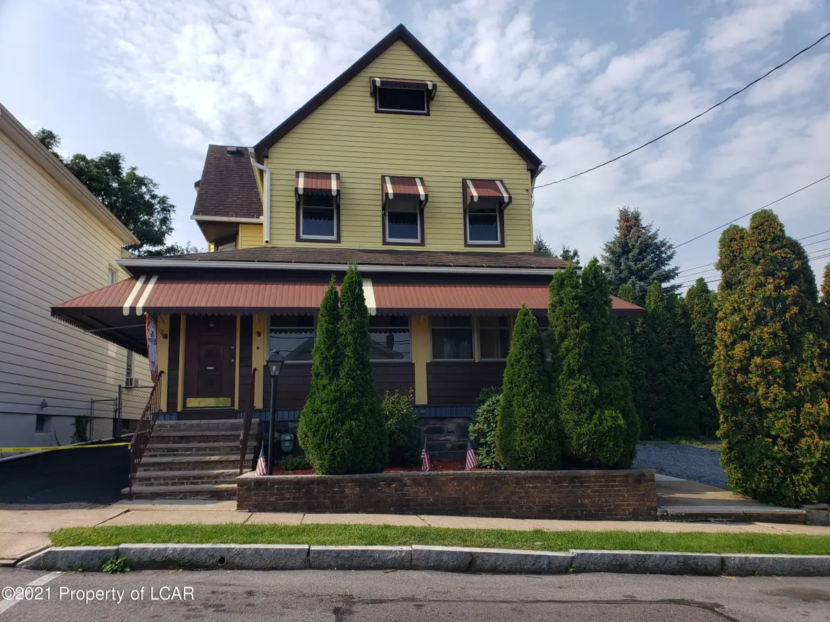 107 Moyallen Street, Wilkes-Barre in Wilkes-Barre