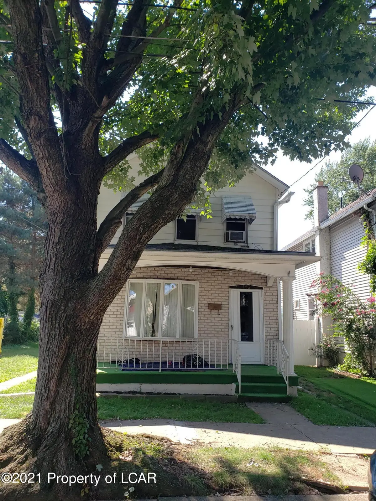 152 Sharpe Street, Kingston in Kingston