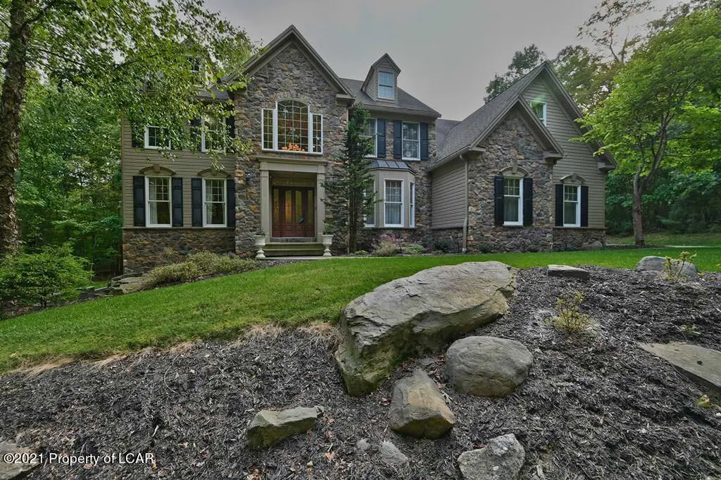8 Osprey Drive, Mountain Top in Mountain Top