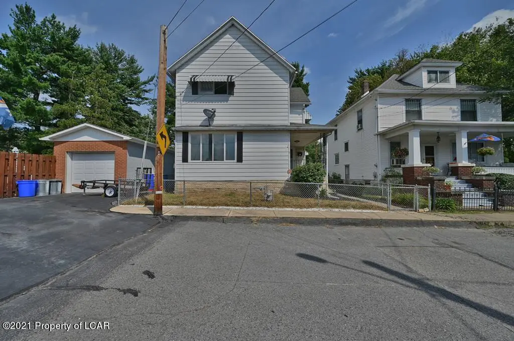 8 Center Street, Pittston in Pittston