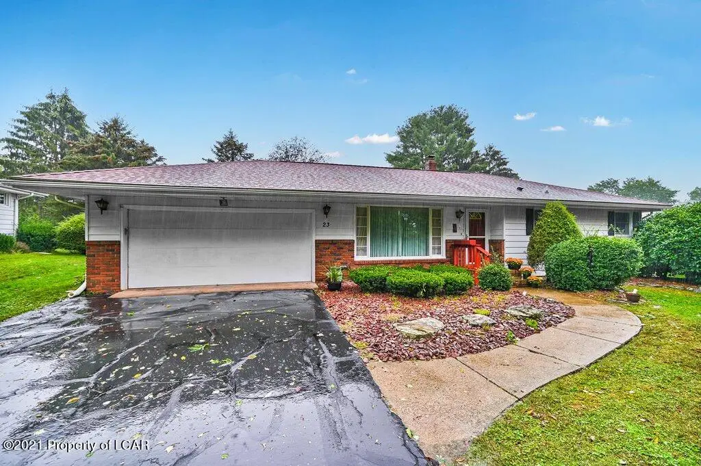23 Sunset Drive, Dallas in Dallas