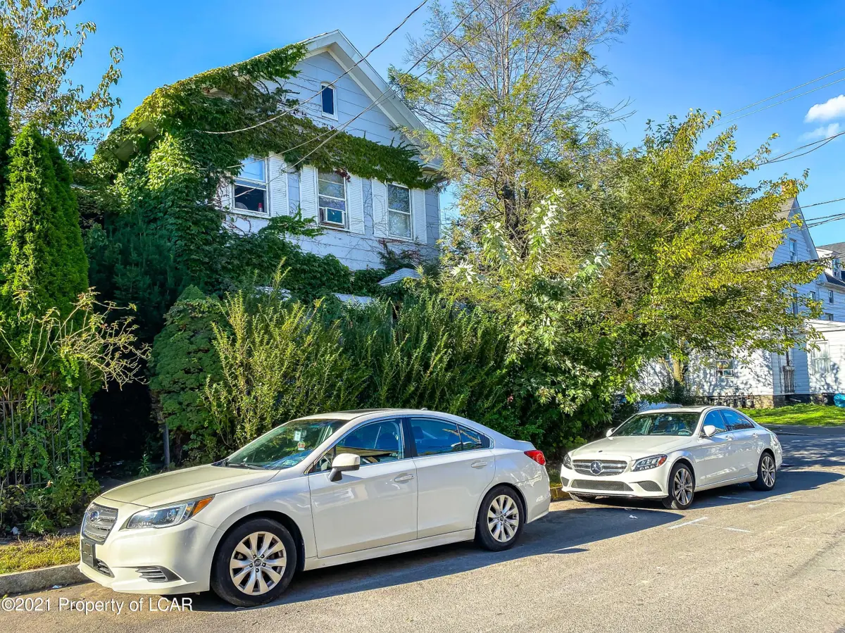 17 Beaumont Street, Wilkes-Barre in Wilkes-Barre