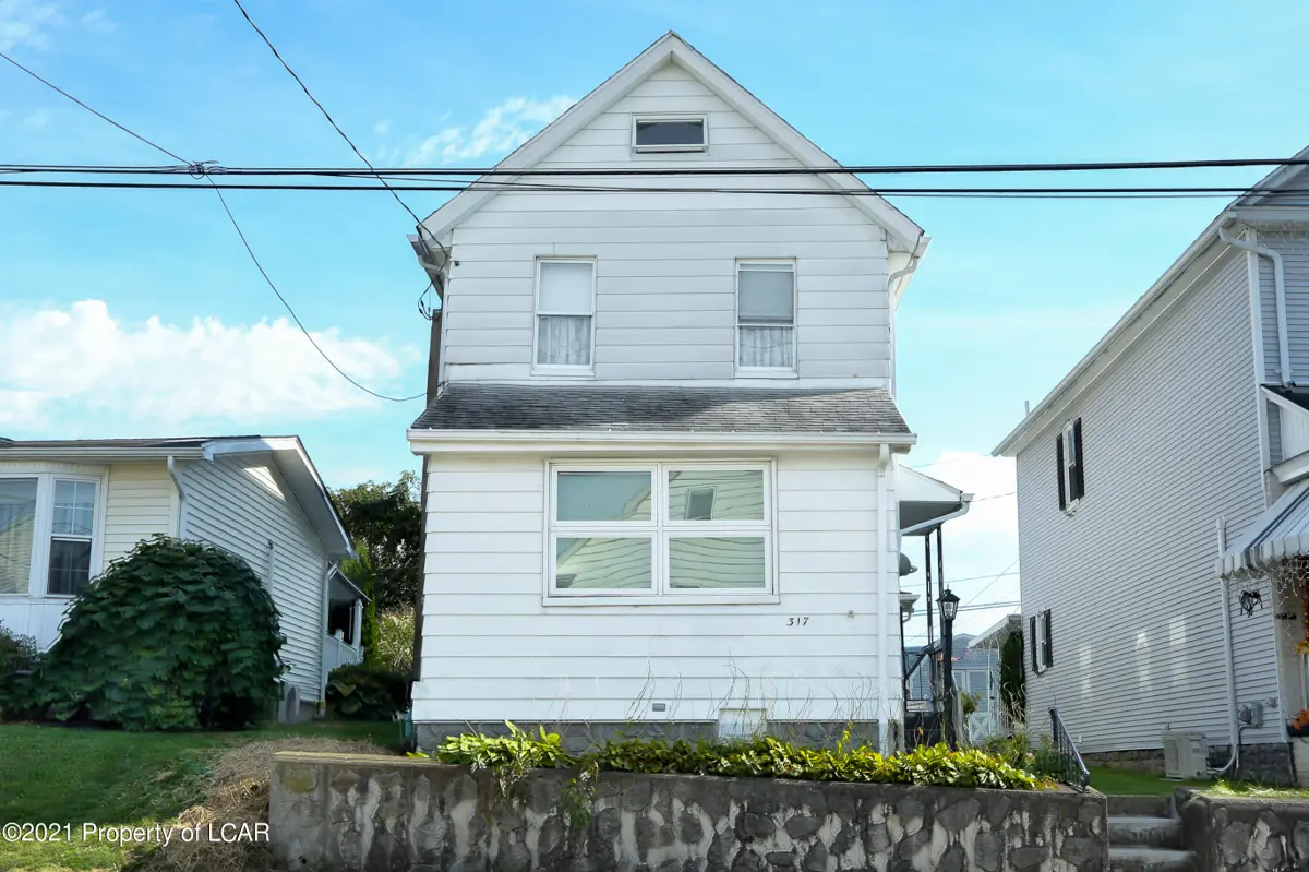 317 E Grand Street, Nanticoke in Nanticoke