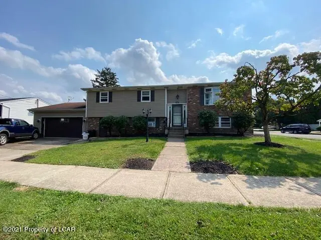 76 Gordon Avenue, Wilkes-Barre in Wilkes-Barre