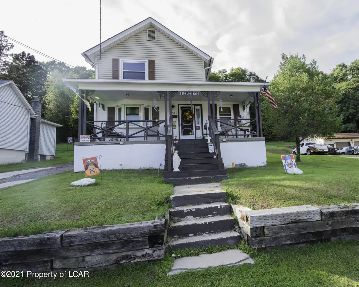 1657 Ruane Avenue, Scranton in Scranton