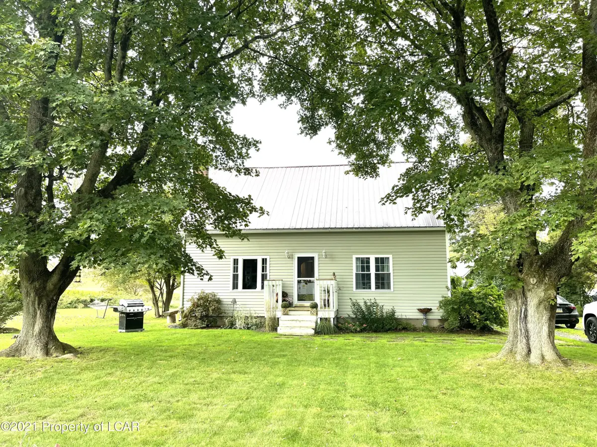 820 LACEY Street, Laceyville in Laceyville