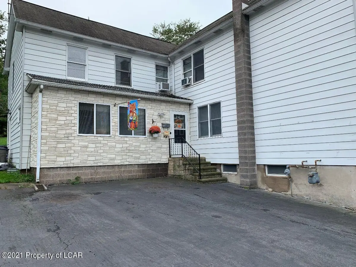62 Diamond Avenue, Hanover Township in Hanover Township