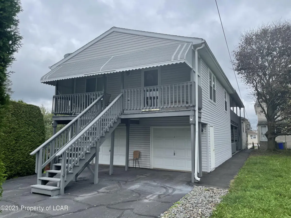 702 N Lincoln Street, Hazleton in Hazleton