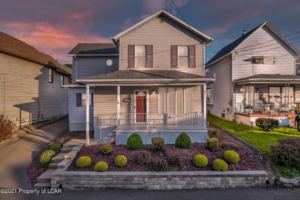 79 Cliff Street, Pittston in Pittston