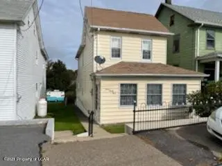 1233 Walnut Street, Freeland in Freeland