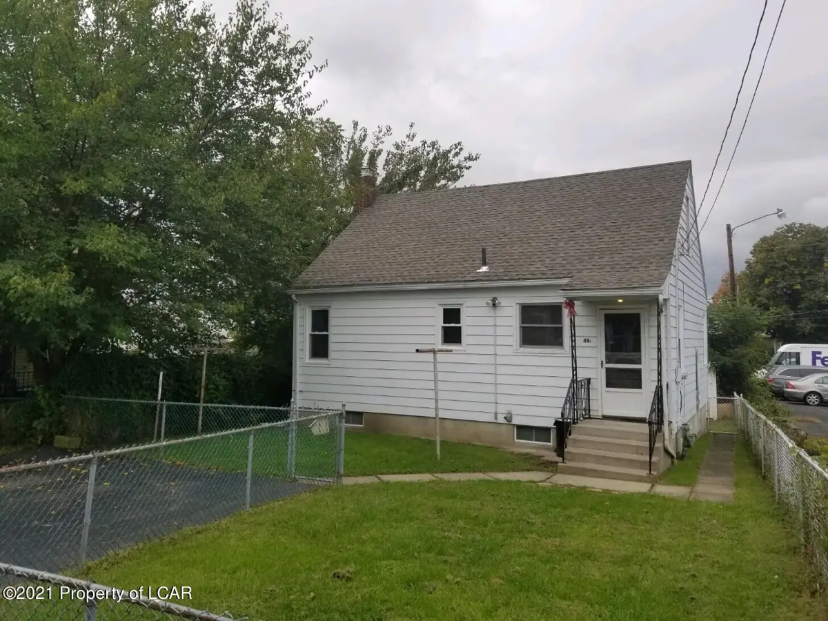 48 Rear Hillside Street, Wilkes-Barre in Wilkes-Barre