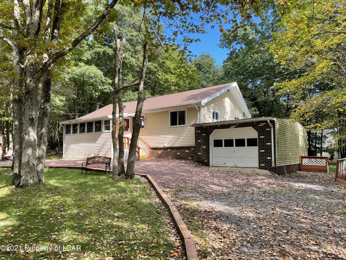 16 Linden Drive, Albrightsville in Albrightsville