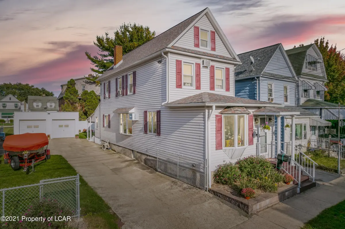 219 Carlisle Street, Wilkes-Barre in Wilkes-Barre