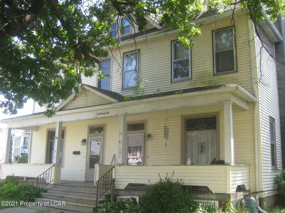 221 Linden Street, West Pittston in West Pittston