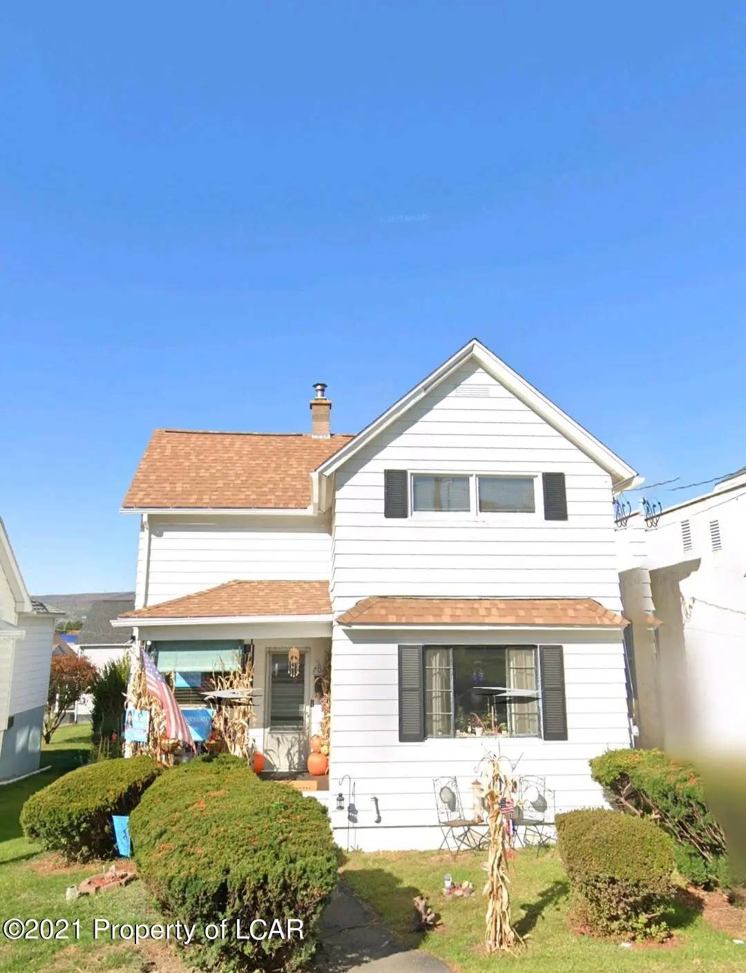 707 Dunmore Street, Throop in Throop