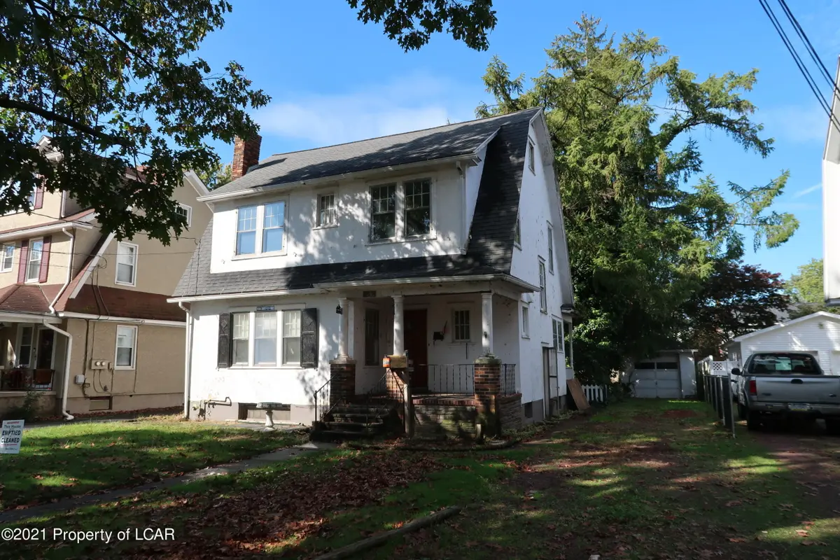 586 Tioga Avenue, Kingston in Kingston