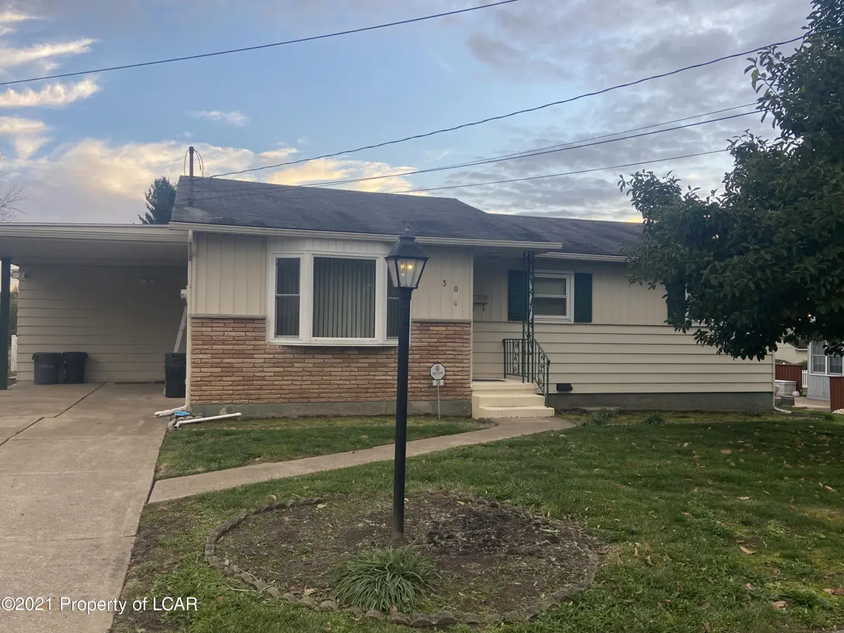 30 Kennedy Drive, Plains in Plains