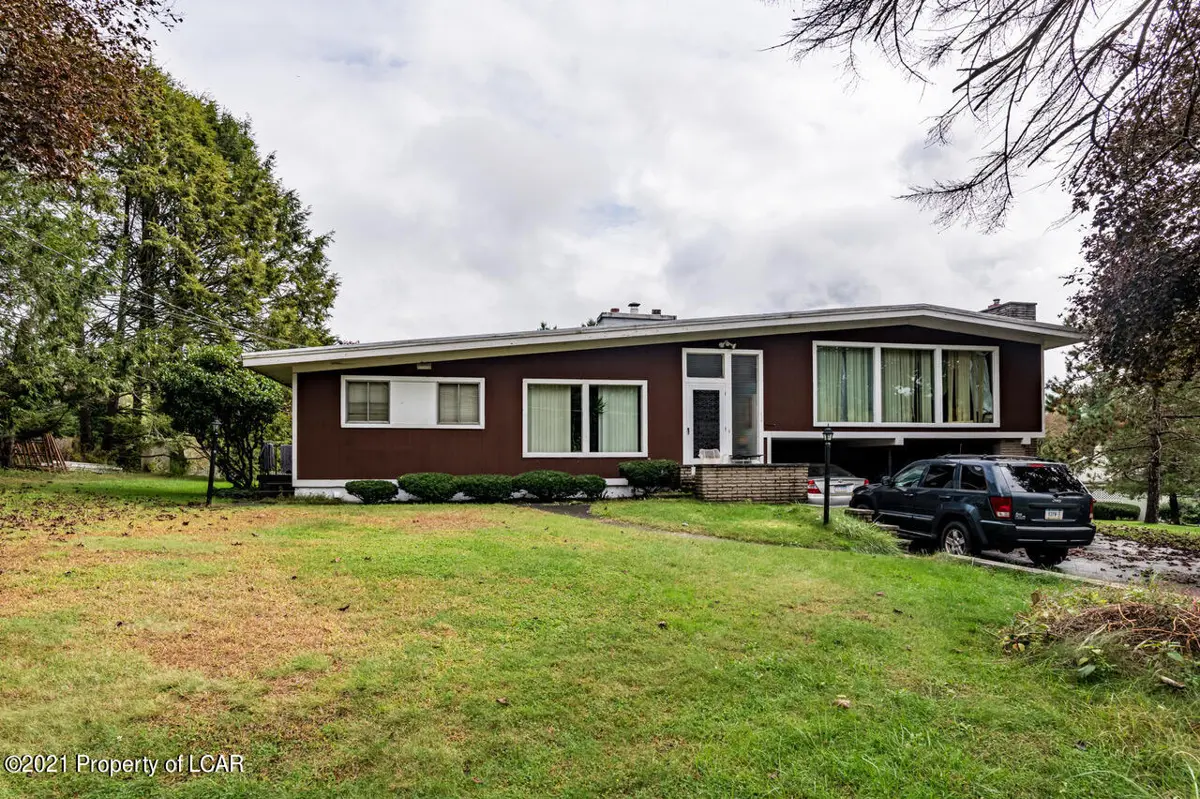 124 Woodtip Drive, Trucksville in Trucksville