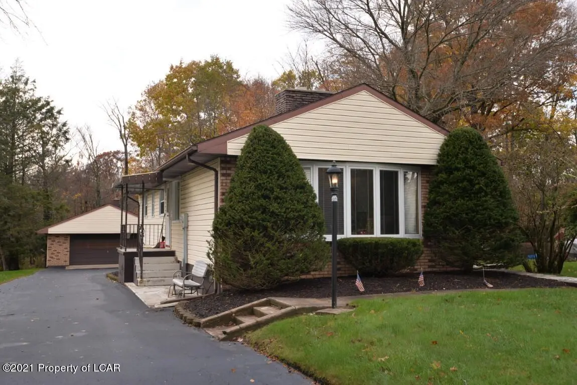379 S Mountain Boulevard, Mountain Top in Mountain Top