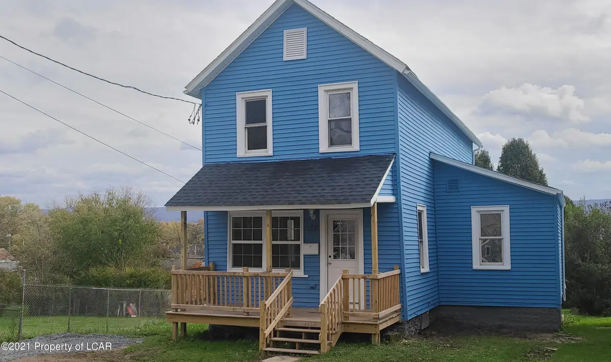 28 Barney Street, Larksville in Larksville