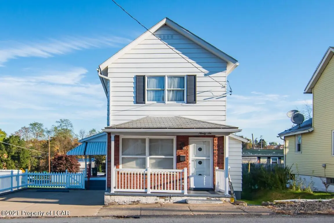 96 Oak Street, Pittston in Pittston