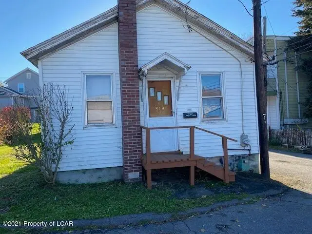 519 Maple Rear Street, Scranton in Scranton