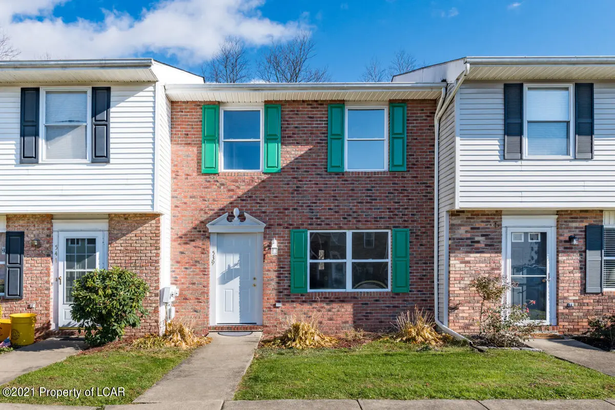 539 Clover Court, Exeter in Exeter