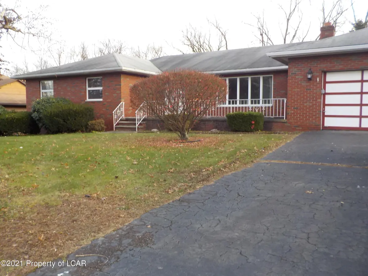 15 S Beech Road, Plains in Plains