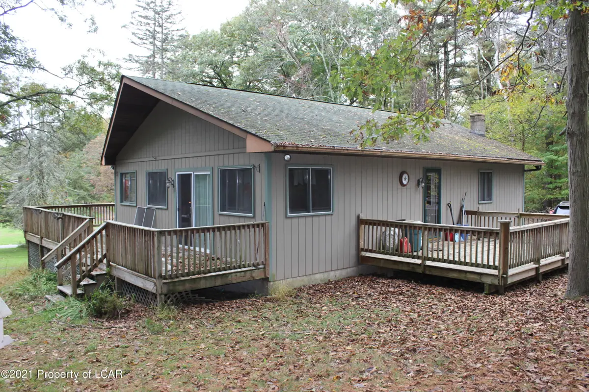 457 Broadway Road, Shickshinny in Shickshinny