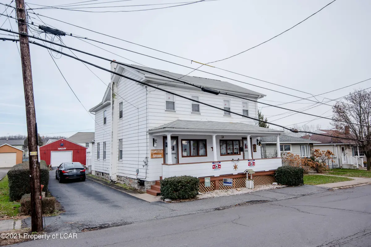 156 Abbott Street, Plains in Plains
