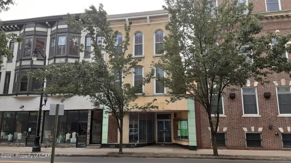 35 E Northampton Street, Wilkes-Barre in Wilkes-Barre