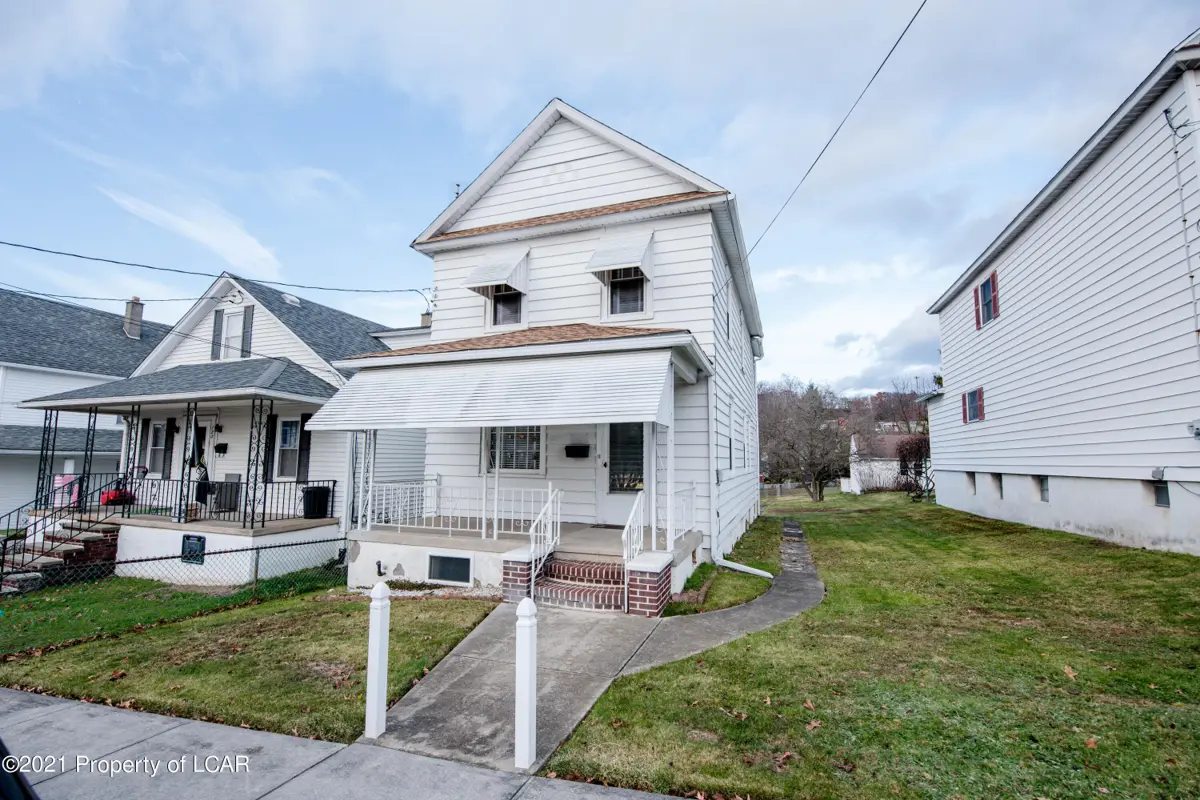 127 Everhart Street, Dupont in Dupont