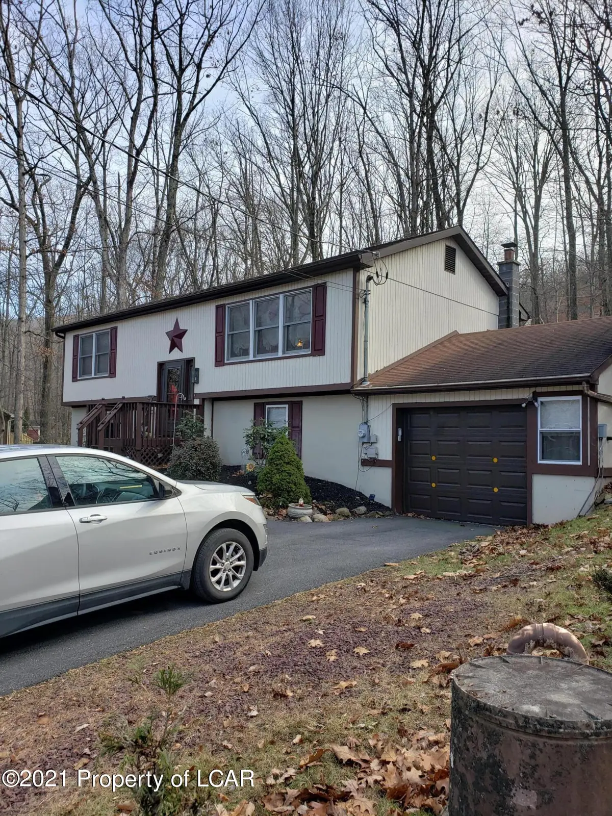 157 Grouse Ridge Lane, Drums in Drums