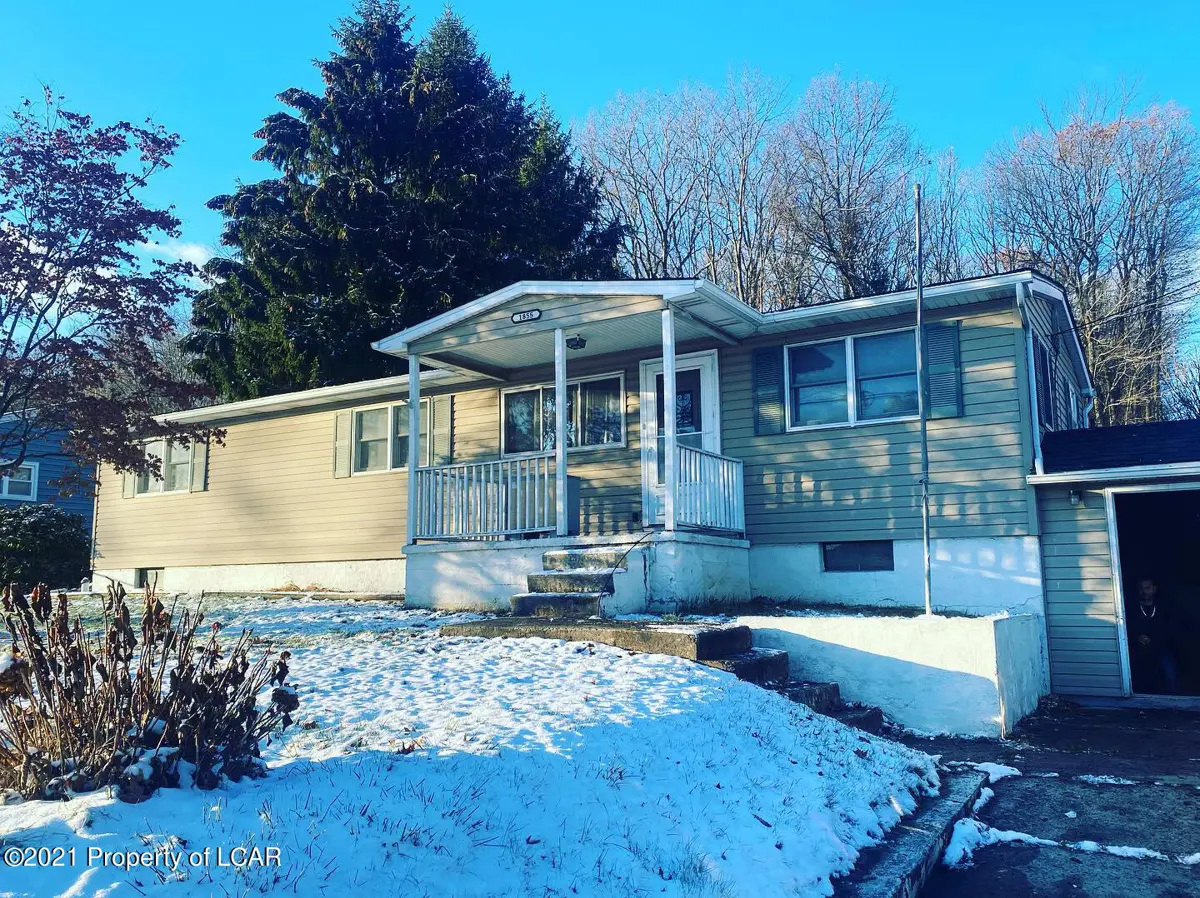 1855 PA-940, Freeland in Freeland