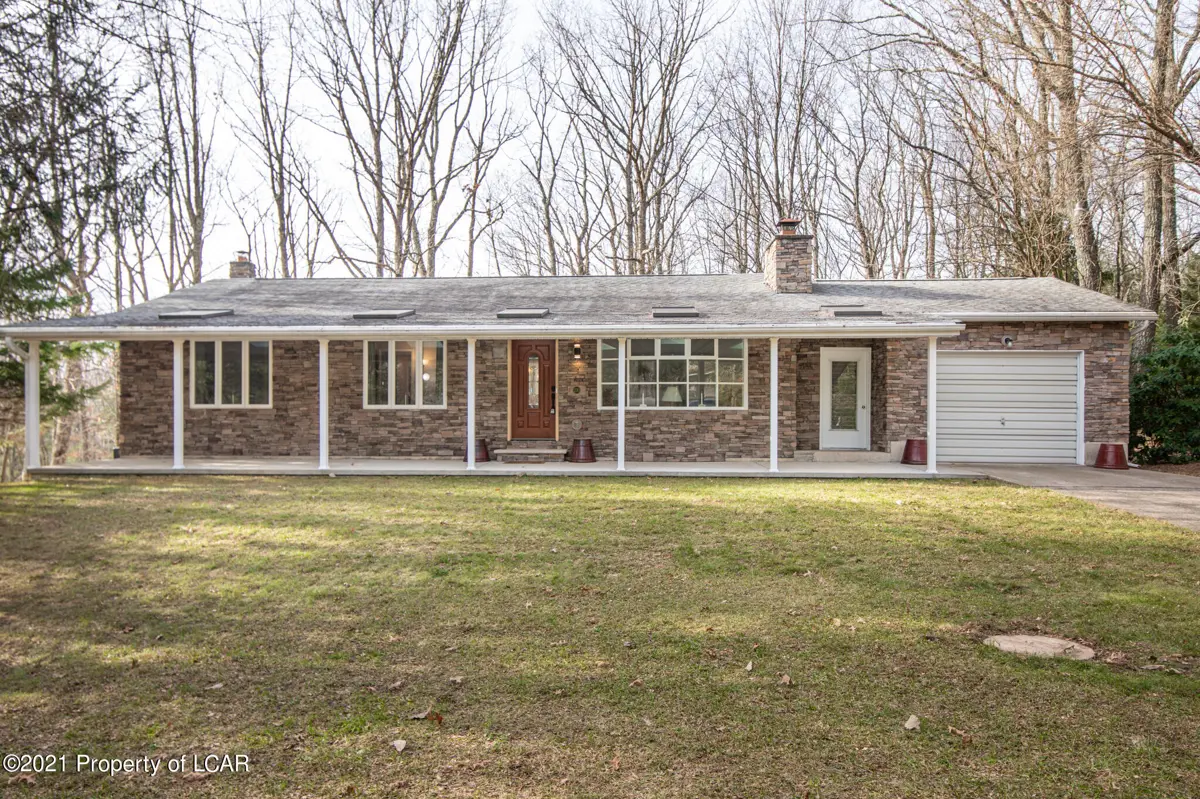 230 Teaberry Circle, Lehighton in Lehighton