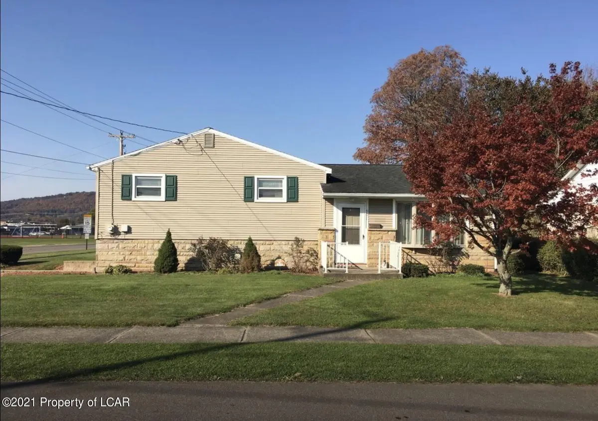 901 E 6th Street, Berwick in Berwick