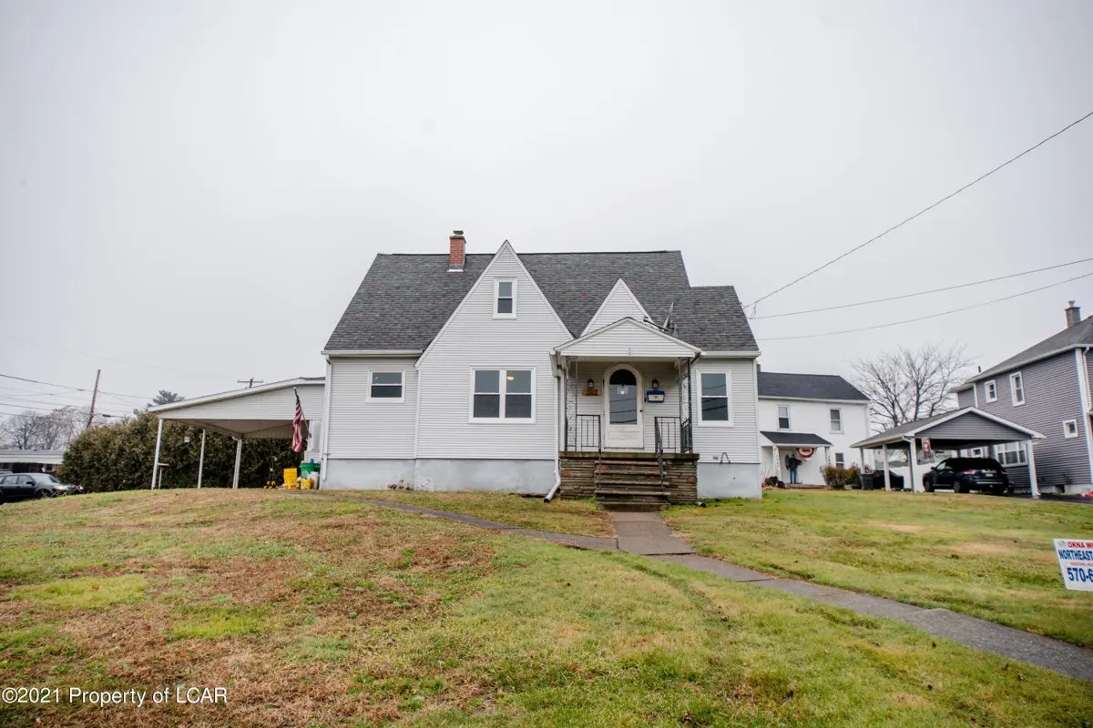162 S Main Street, Plains in Plains