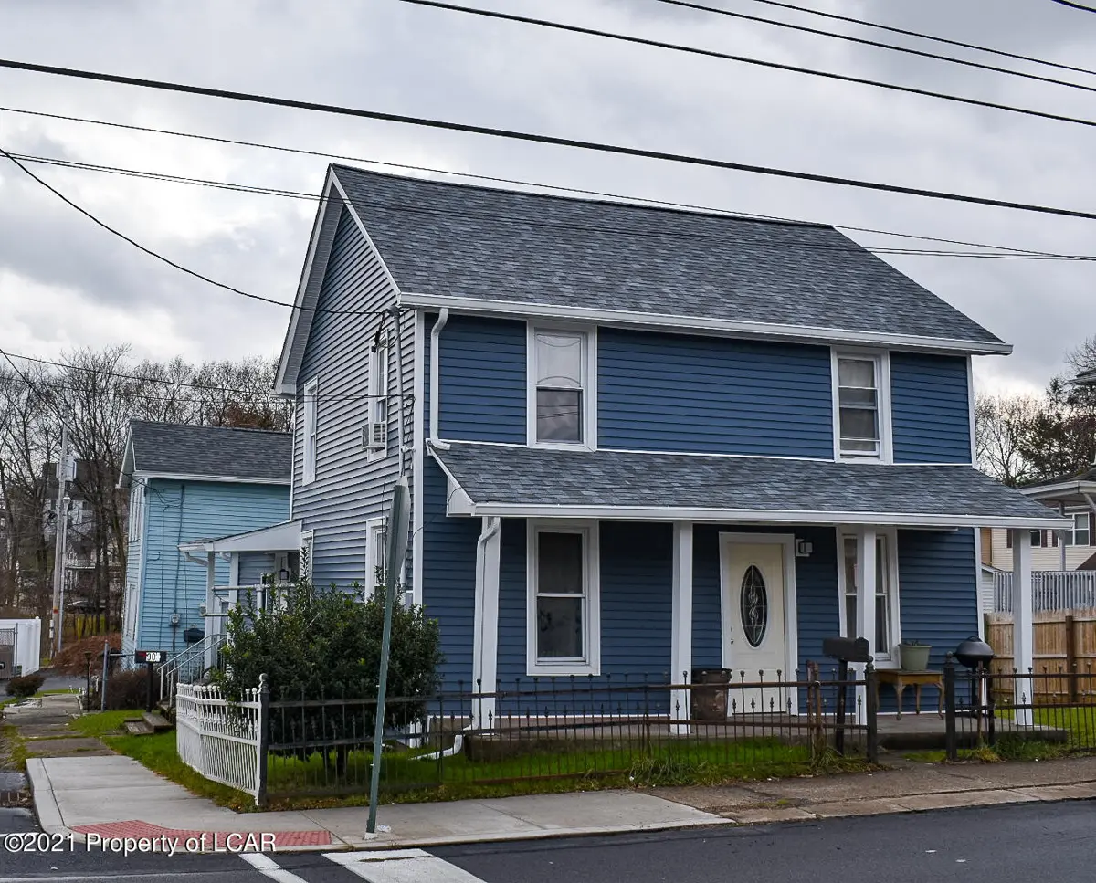 90 Tompkins Street, Pittston in Pittston