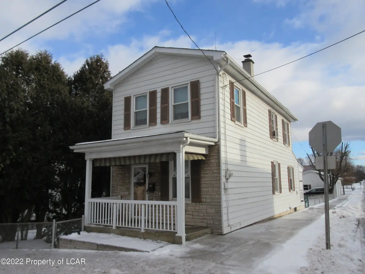 933 N Laurel Street, Hazleton in Hazleton