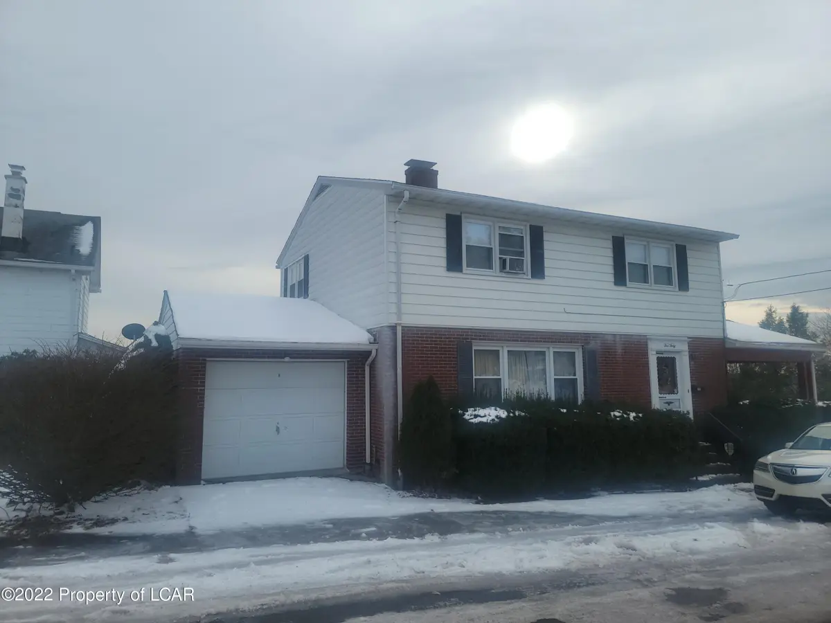 540 E 7th Street, Hazleton in Hazleton