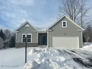 310 Golden Oaks Drive, White Haven in White Haven